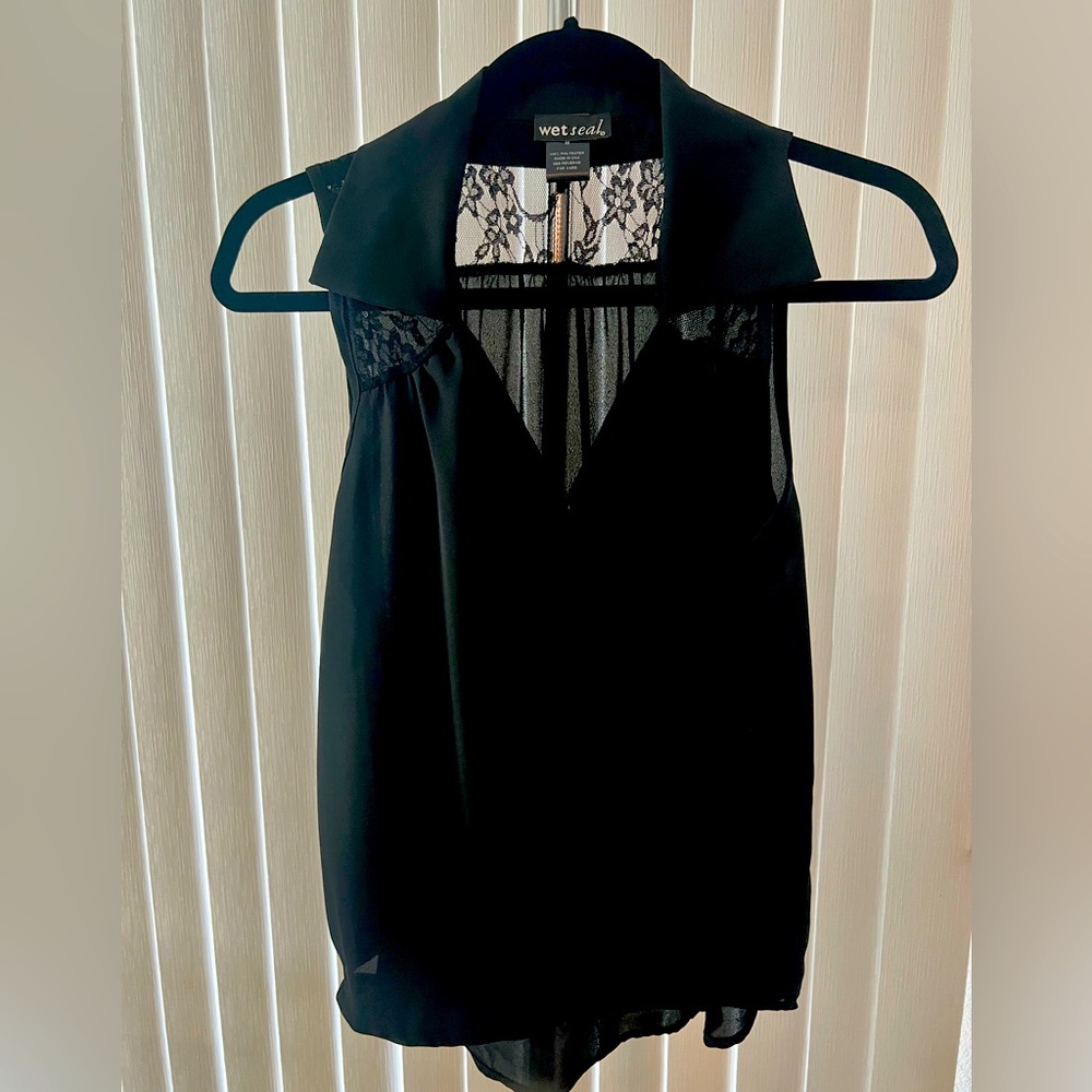 WET SEAL Black Lace Tank/Blouse